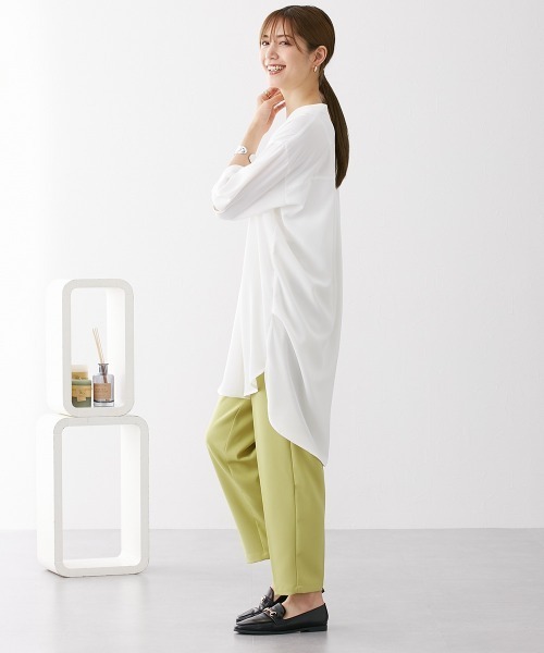 nissen（ニッセン）の「とろみ素材　サイドタックスキッパーシャツ（シャツ/ブラウス・レディース・ピンク/オフホワイト/カーキ/ライトグレー/ブラック・M/LL/L/S）」の8枚目の写真