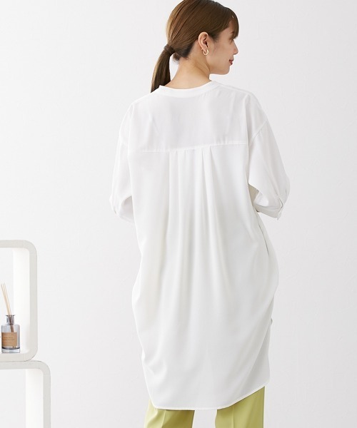 nissen（ニッセン）の「とろみ素材　サイドタックスキッパーシャツ（シャツ/ブラウス・レディース・ピンク/オフホワイト/カーキ/ライトグレー/ブラック・M/LL/L/S）」の9枚目の写真