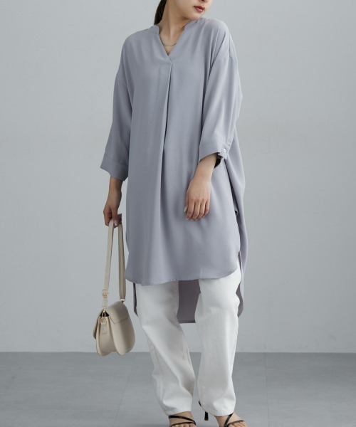 nissen（ニッセン）の「とろみ素材　サイドタックスキッパーシャツ（シャツ/ブラウス・レディース・ピンク/オフホワイト/カーキ/ライトグレー/ブラック・M/LL/L/S）」の19枚目の写真