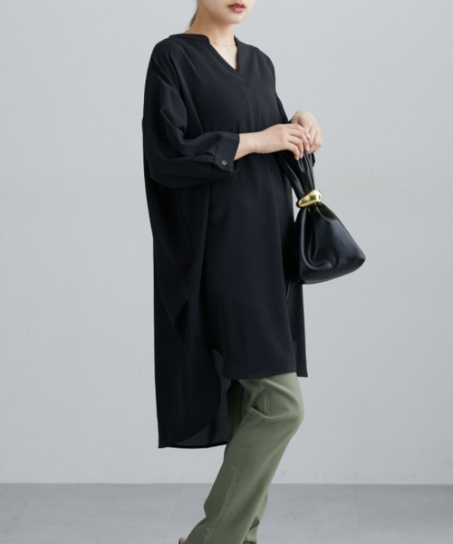 nissen（ニッセン）の「とろみ素材　サイドタックスキッパーシャツ（シャツ/ブラウス・レディース・ピンク/オフホワイト/カーキ/ライトグレー/ブラック・M/LL/L/S）」の17枚目の写真