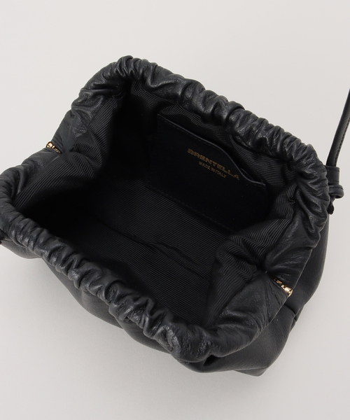 新品 BRENTELLA ドゥーズィエムクラス レザー クラッチ バッグ 新品 BRENTELLA ドゥーズィエムクラス レザー クラッチ バッグ