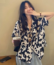 モノクロ半袖シャツ