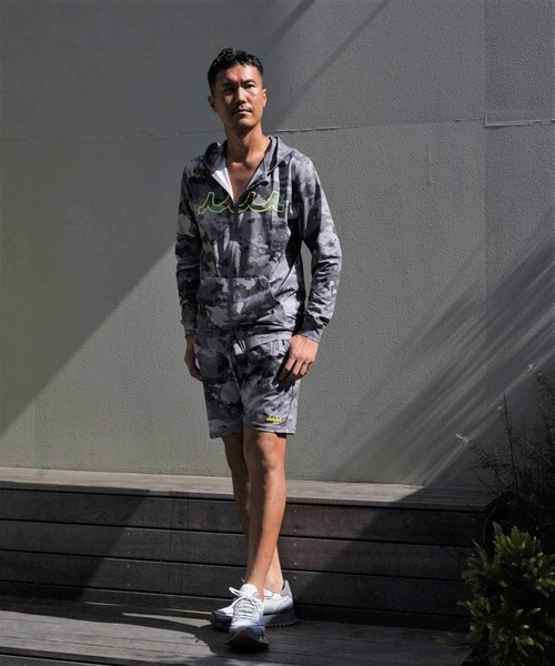 RAWLIFE(ロウライフ)の「muta MARINE/ムータ マリン/ラッシュパーカー (デジタルカモ)/MMTK-435049(パーカー・メンズ・ホワイト系2/グレー・7/6)」の4枚目の写真