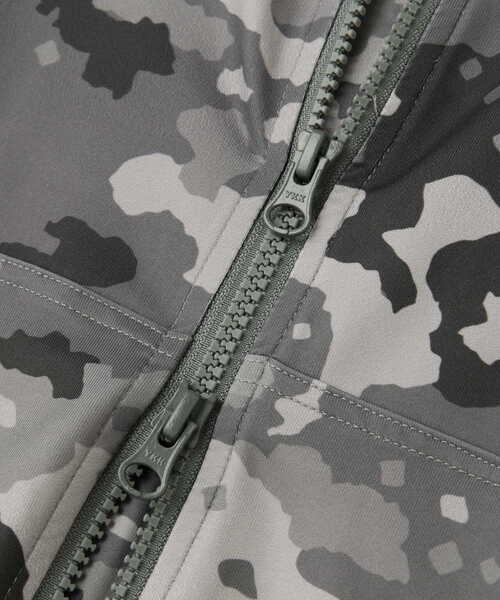 RAWLIFE(ロウライフ)の「muta MARINE/ムータ マリン/ラッシュパーカー (デジタルカモ)/MMTK-435049(パーカー・メンズ・ホワイト系2/グレー・7/6)」の16枚目の写真