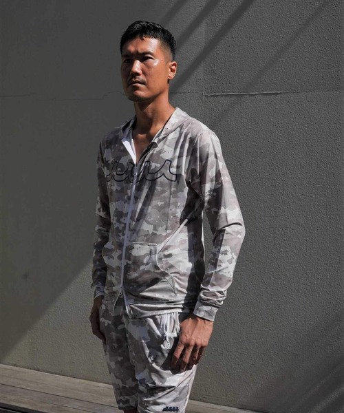 RAWLIFE(ロウライフ)の「muta MARINE/ムータ マリン/ラッシュパーカー (デジタルカモ)/MMTK-435049(パーカー・メンズ・ホワイト系2/グレー・7/6)」の21枚目の写真