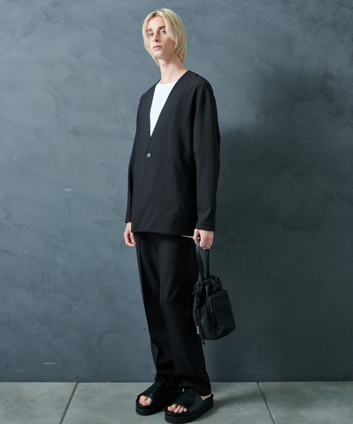 STUDIOUS（ステュディオス）の「【PUBLIC TOKYO/パブリックトウキョウ】ポリッシュナイロン巾着ポーチ（ボディバッグ/ウエストポーチ・メンズ・ダークグレー/ブラック・FREE）」の3枚目の写真