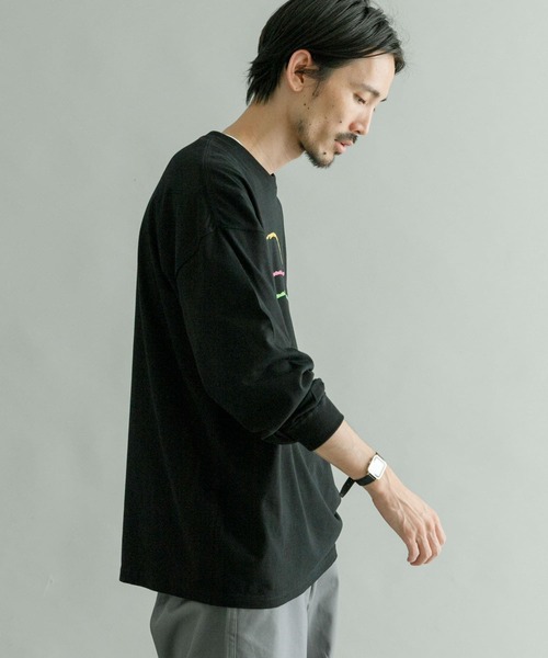 Various Timeless Arts(ヴァリアスタイムレスアーツ)の「URBAN RESEARCH iD KILLER LONG-SLEEVE T-SHIRTS(Tシャツ/カットソー・メンズ・ホワイト/ブラック・MEDIUM/LARGE)」の4枚目の写真