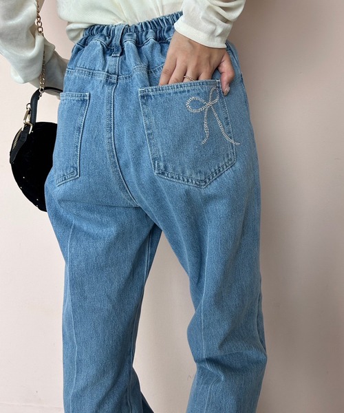 one after another NICE CLAUP（ワンアフターアナザーナイスクラップ）の「リボンラインストーンデニム（デニムパンツ・レディース・ライトブルー/ネイビー/ピンク・SMALL/MEDIUM）」の5枚目の写真