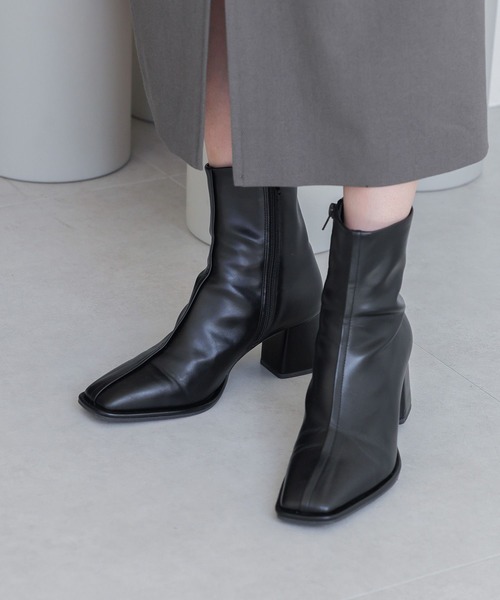 LOWRYS FARM（ローリーズファーム）の「センタープリーツブーツ　 969446（パンプス・レディース・アイボリー/ブラウン/ブラック・MEDIUM/LARGE）」の3枚目の写真