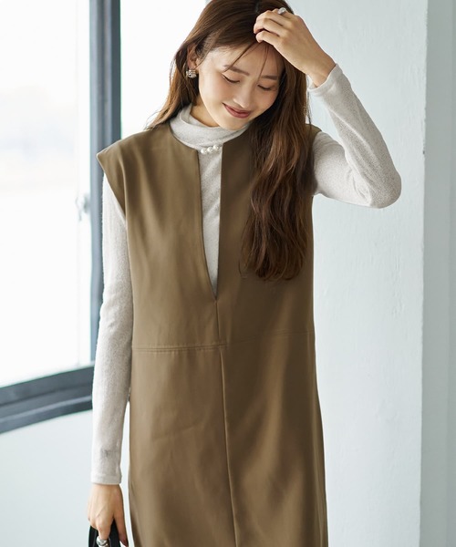 STYLE DELI（スタイルデリ）の「テクスチャーインナータートルトップス（Tシャツ/カットソー・レディース・ホワイト/グレー/ブラック/ベージュ・SMALL/MEDIUM）」の9枚目の写真