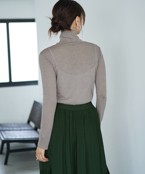 STYLE DELI（スタイルデリ）の「テクスチャーインナータートルトップス（Tシャツ/カットソー・レディース・ホワイト/グレー/ブラック/ベージュ・SMALL/MEDIUM）」の17枚目の写真