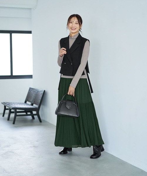 STYLE DELI（スタイルデリ）の「テクスチャーインナータートルトップス（Tシャツ/カットソー・レディース・ホワイト/グレー/ブラック/ベージュ・SMALL/MEDIUM）」の18枚目の写真