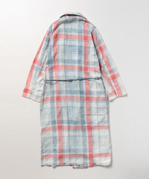 Ray BEAMS（レイビームス）の「Ray BEAMS / チェック ロング ガウンシャツ（シャツ/ブラウス・レディース・サックスブルー/ネイビー・ONE SIZE）」の13枚目の写真
