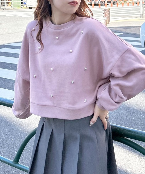 INGNI(イング)の「パールビジュー付スウェットプルオーバー(スウェット・レディース・ブラック/オフホワイト/スモークピンク/オートミール/グレー・M)」の5枚目の写真