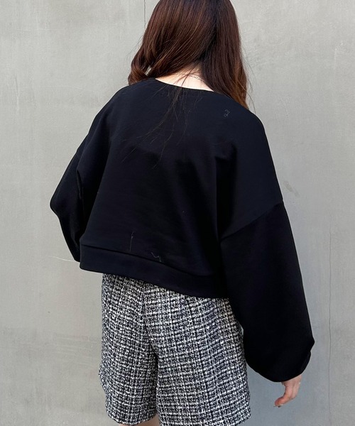 INGNI(イング)の「パールビジュー付スウェットプルオーバー(スウェット・レディース・ブラック/オフホワイト/スモークピンク/オートミール/グレー・M)」の19枚目の写真