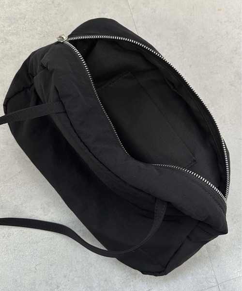 sedacle girl（セダクルガール）の「シャカシャカショルダーバッグ（ハンドバッグ・レディース・ブラック/アイボリー/カーキ・FREE）」の7枚目の写真