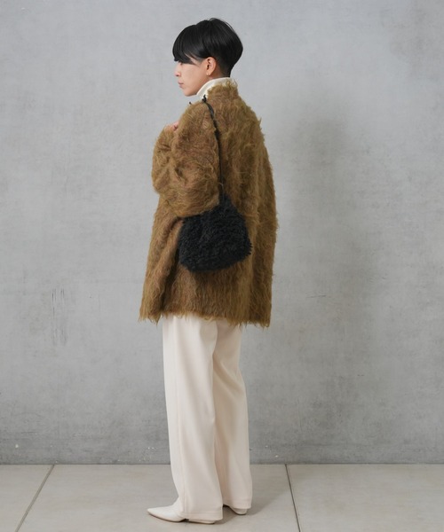 Actually(アクチュアリー)の「パラコードハンドル×ボア巾着トート(トートバッグ・レディース・アイボリー/ブラック/グレー/ベージュ・フリー)」の13枚目の写真