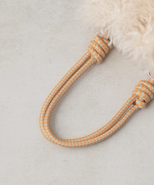 Actually(アクチュアリー)の「パラコードハンドル×ボア巾着トート(トートバッグ・レディース・アイボリー/ブラック/グレー/ベージュ・フリー)」の8枚目の写真