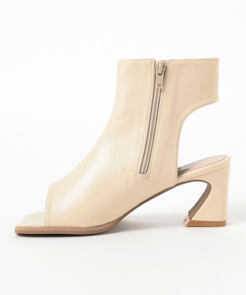 Ray BEAMS（レイビームス）の「Ray BEAMS / ブーツ サンダル 24SS（サンダル・レディース・オフホワイト/ブラック・25.0cm/24.5cm/24.0cm/23.0cm/23.5cm）」の17枚目の写真