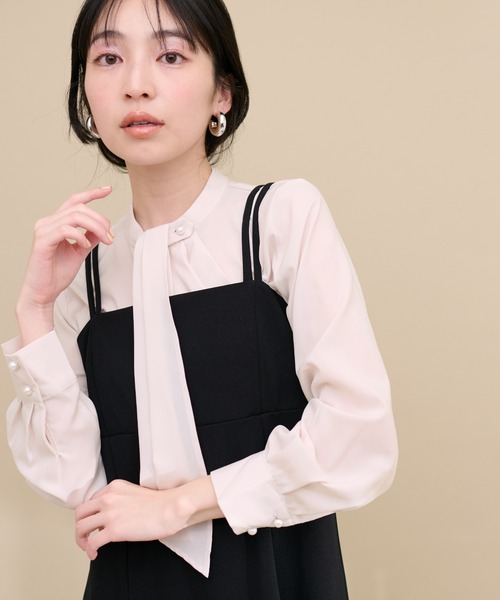 natural couture(ナチュラルクチュール)の「WEB限定 / ドレープスカーフ2WAYブラウス(シャツ/ブラウス・レディース・オフホワイト/ブラウン/ミント/ブルーグレー/ピンクベージュ/グレイッシュベージュ・FREE)」の22枚目の写真