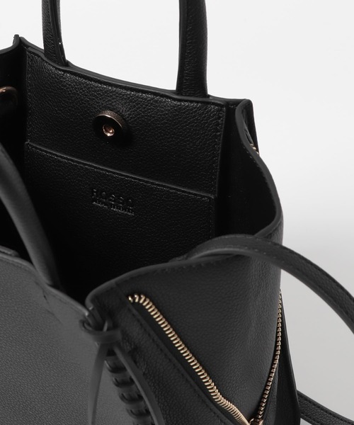 URBAN RESEARCH ROSSO WOMEN（アーバンリサーチ　ロッソ）の「サイドジップミニトート（ショルダーバッグ・レディース・ベージュ系その他/アイボリー/ブラック・-）」の16枚目の写真