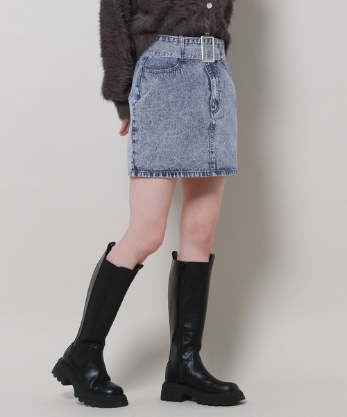 3.3 Field Trip （3.3フィールドトリップ）の「3.3 Field Trip／ベルトツキデニムスカート 2100044（デニムスカート・レディース・ブラック/ブルー・MEDIUM/LARGE）」の11枚目の写真