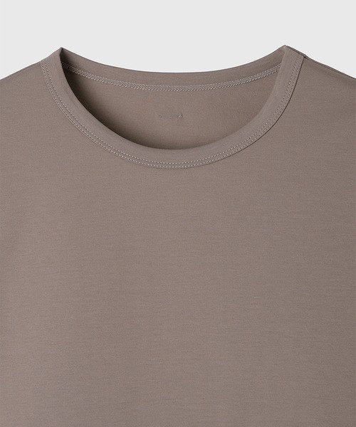 anuans（アニュアンス）の「シルクタッチコットンスリムフィットT（Tシャツ/カットソー・レディース・ブラック/ピンクベージュ/チャコールグレー/ホワイト/ブラウン/サックスブルー/その他/ピンク/ネイビー/ベージュ・MEDIUM/SMALL）」の17枚目の写真