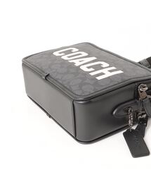 COACH（コーチ）の「チャーター クロスボディ 24・シグネチャー