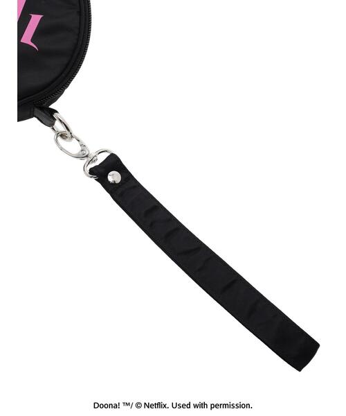 Green　Parks（グリーンパークス）の「●DOONA!　ラウンドポーチ（ポーチ・レディース・パープル/ブラック・FREE）」の9枚目の写真