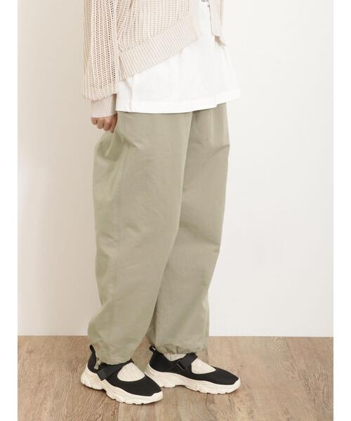 Samansa Mos2（サマンサ モスモス）の「フラップポケット裾ドロストパンツ（その他パンツ・レディース・キナリ/モカ/チャコールグレー/カーキ・F）」の4枚目の写真