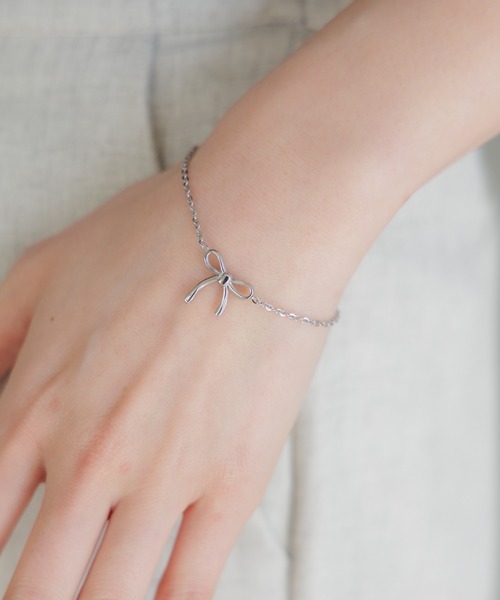 flower(フラワー)の「リボンチェーンブレスレット(ブレスレット・レディース・シルバー/ゴールド・FREE)」の2枚目の写真