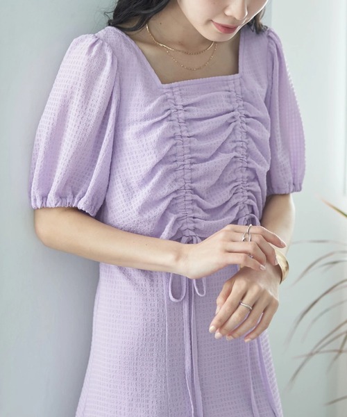 earth music&ecology（アースミュージックアンドエコロジー）の「SET2点パフスリーブブラウス+キャミワンピース（ワンピース・レディース・ライトグレー/パープル/ミント/アイボリー・FREE）」の4枚目の写真