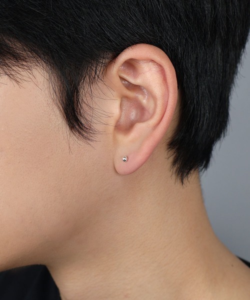 4INT.(フォイント)の「ストレートバーベル ボディピアス 16G(片耳用) / silver925 コーティング (金属アレルギー対応)(ピアス(片耳用)・メンズ・シルバー・3/4/5)」の10枚目の写真