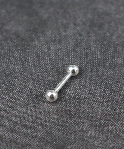 4INT.(フォイント)の「ストレートバーベル ボディピアス 16G(片耳用) / silver925 コーティング (金属アレルギー対応)(ピアス(片耳用)・メンズ・シルバー・3/4/5)」の3枚目の写真