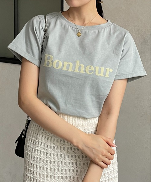 Thevon（ゼボン）の「フロッキーロゴプリントTシャツ（Tシャツ/カットソー・レディース・ホワイト/チャコールグレー/オフホワイト/ブルー/ベージュ・FREE）」の5枚目の写真