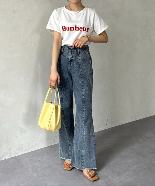 Thevon（ゼボン）の「フロッキーロゴプリントTシャツ（Tシャツ/カットソー・レディース・ホワイト/チャコールグレー/オフホワイト/ブルー/ベージュ・FREE）」の22枚目の写真