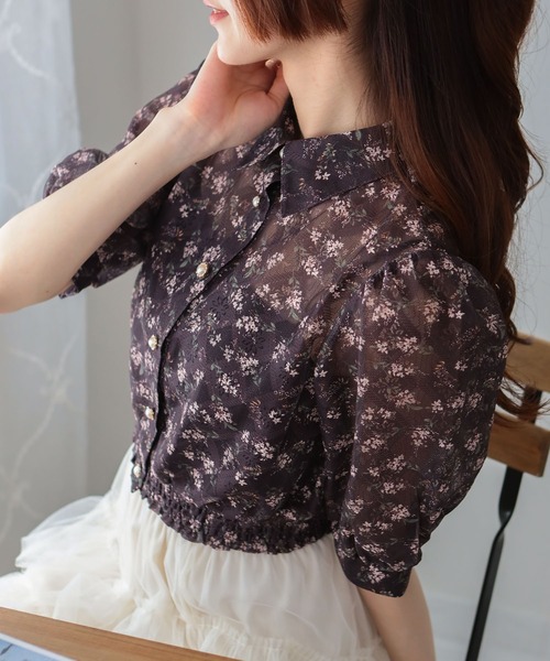 ✨極美品✨Plantation シワ加工 半袖ブラウス シャツ カットソー✨ セール】花柄レース地 裾シャーリング 半袖 クロップド ブラウス