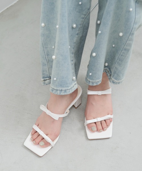 paravion(パラビオン)の「リボンミュールサンダル/S.M.Lサイズ展開あり(サンダル・レディース・ホワイト/イエロー/シルバー/ブルー・SMALL/MEDIUM/LARGE)」の2枚目の写真