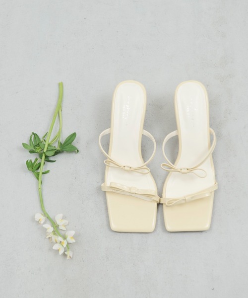 paravion(パラビオン)の「リボンミュールサンダル/S.M.Lサイズ展開あり(サンダル・レディース・ホワイト/イエロー/シルバー/ブルー・SMALL/MEDIUM/LARGE)」の3枚目の写真