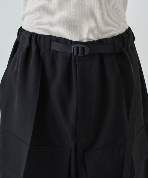 UJOH（ウジョー）の「STUDIOUS別注 Pocket Short PNT（その他パンツ・メンズ・グレー/ブラック・2/3）」の19枚目の写真