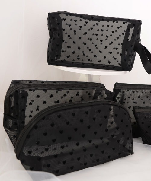 MCM ドット柄ポーチ MCM ドット柄ポーチ