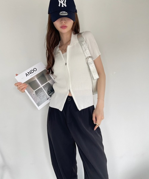 Ada.(エイダ)の「ダブルジップ コンパクト 半袖 ニット(Tシャツ/カットソー・レディース・ブラック/ホワイト/ピンク・FREE)」の15枚目の写真