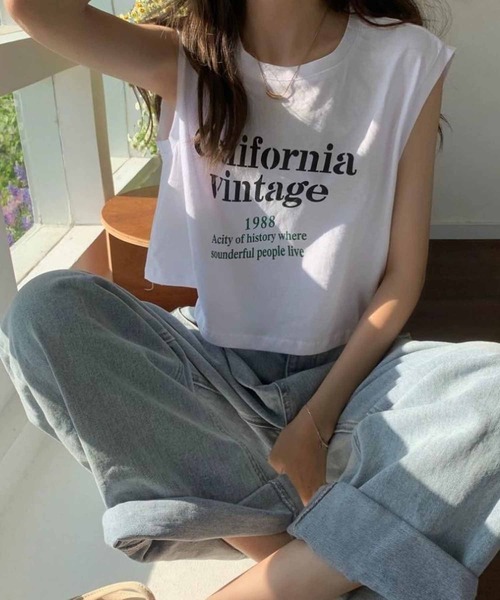 NANEA（ナネア）の「クロップド丈ロゴプリントノースリーブカットソー（Tシャツ/カットソー・レディース・オレンジ/ホワイト/ブラック・SMALL/MEDIUM/LARGE）」の10枚目の写真