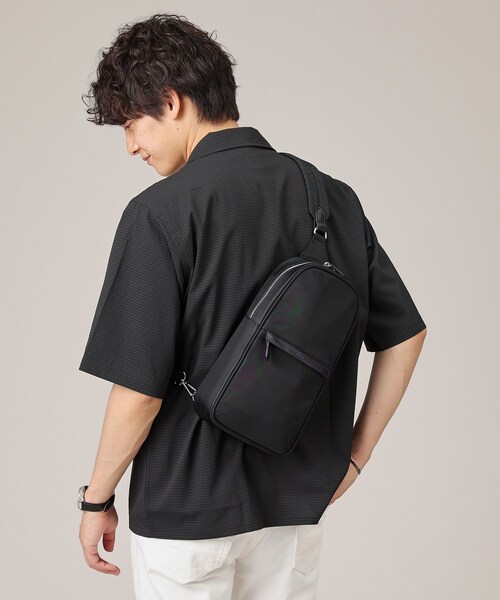 TAKEO KIKUCHI（タケオキクチ）の「◆【ヘビタン】レザーコンビナイロン ワンショルダーバッグ（ボディバッグ/ウエストポーチ・メンズ・ブラック/ダークブラウン・00）」の3枚目の写真