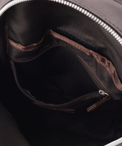 TAKEO KIKUCHI（タケオキクチ）の「◆【ヘビタン】レザーコンビナイロン ワンショルダーバッグ（ボディバッグ/ウエストポーチ・メンズ・ブラック/ダークブラウン・00）」の17枚目の写真