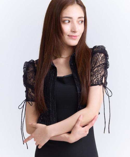 EIMY ISTOIRE(エイミーイストワール)の「ピンタックシアーショートシャツ(シャツ/ブラウス・レディース・ホワイト/その他8/ブラック/グレー・F)」の4枚目の写真