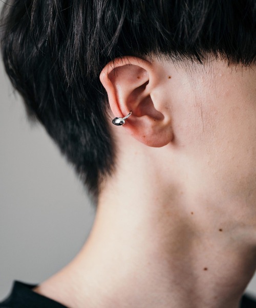 Rocky Monroe（ロッキーモンロー）の「シルバー925 ユニセックス デザインイヤーカフ（イヤーカフ・メンズ・シルバー系/シルバー系1/シルバー・FREE）」の2枚目の写真