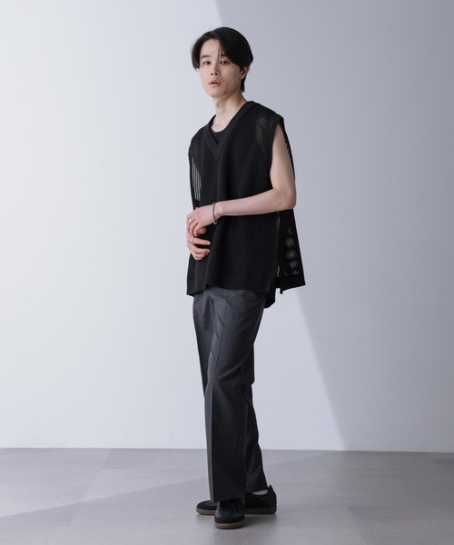 NANO universe(ナノユニバース)の「ルーズシルエット ニットベスト(ベスト・メンズ・ブラック/ライトグレー・M/L)」の10枚目の写真