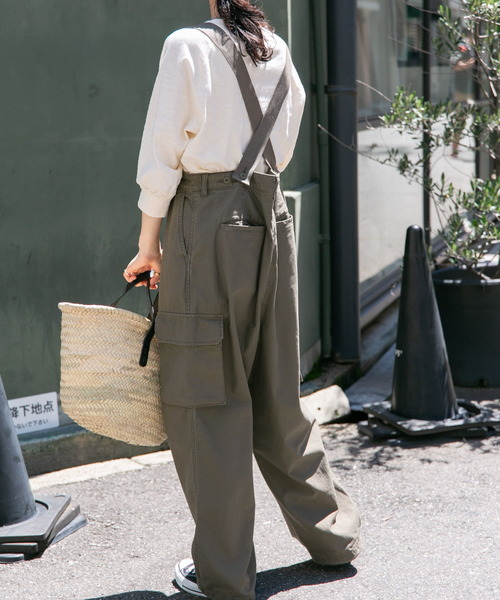 FORK&SPOON（フォークアンドスプーン）の「FORK&SPOON　サスペンダーカーゴパンツ（カーゴパンツ・レディース・カーキ/チャコールグレー・1/2）」の19枚目の写真