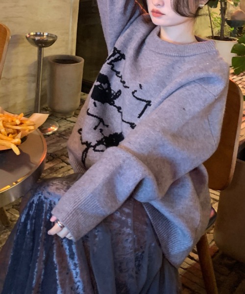 ニット　総柄　サイケデリック　くすみ感　オレンジ　ネイビー　ホワイト　おしゃれ HOOK（フック）の「ハイキュー!! ×HOOK 総柄ニット（ニット/セーター